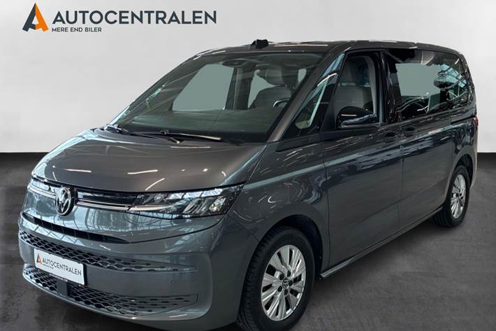 Grå VW Multivan fra 2023