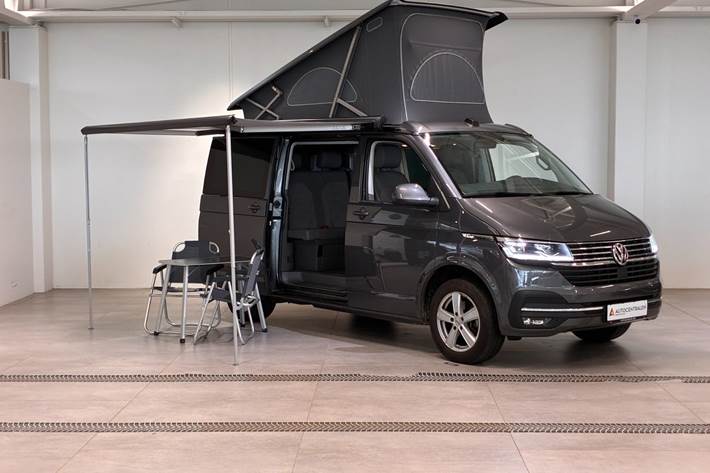 Grå VW California fra 2024