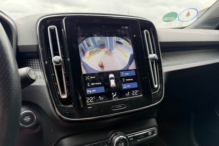 Hvid Volvo XC40 fra 2019