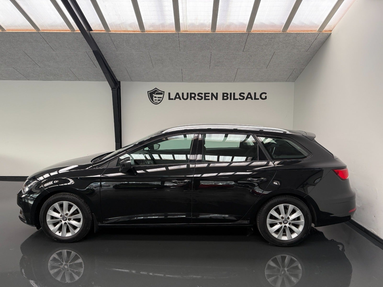 Sort Seat Leon fra 2018