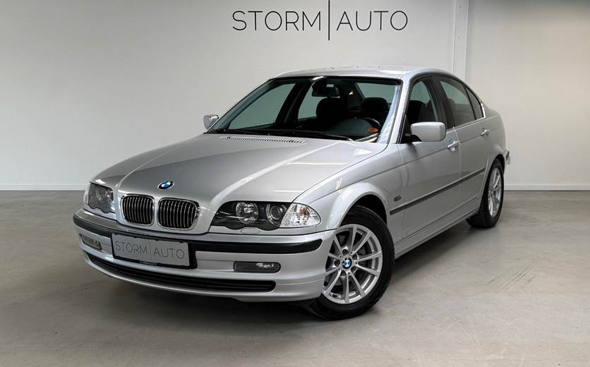 BMW 323i 2,5
