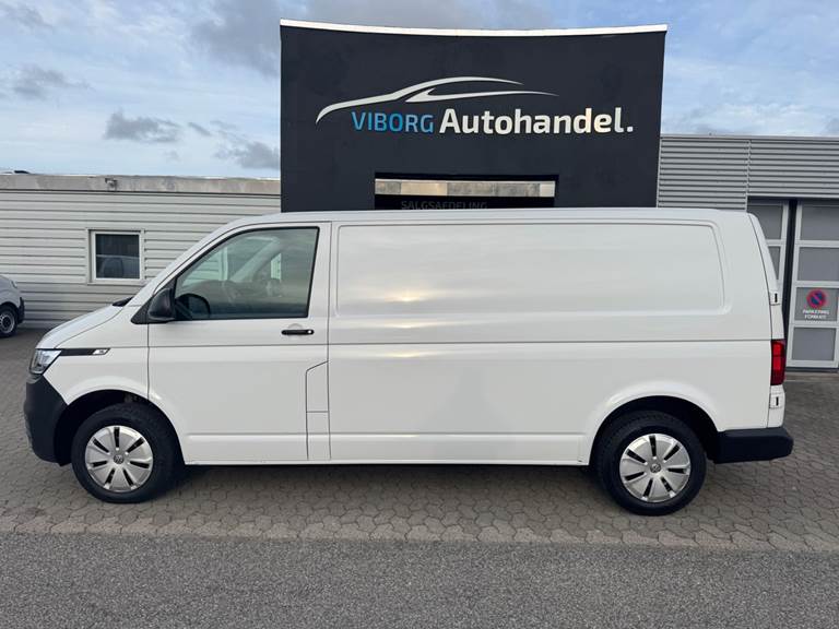 VW Transporter 2,0 TDi 150 Kassevogn lang