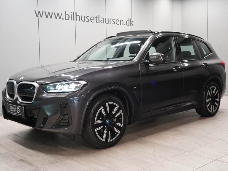 BMW iX3 Charged M-Sport