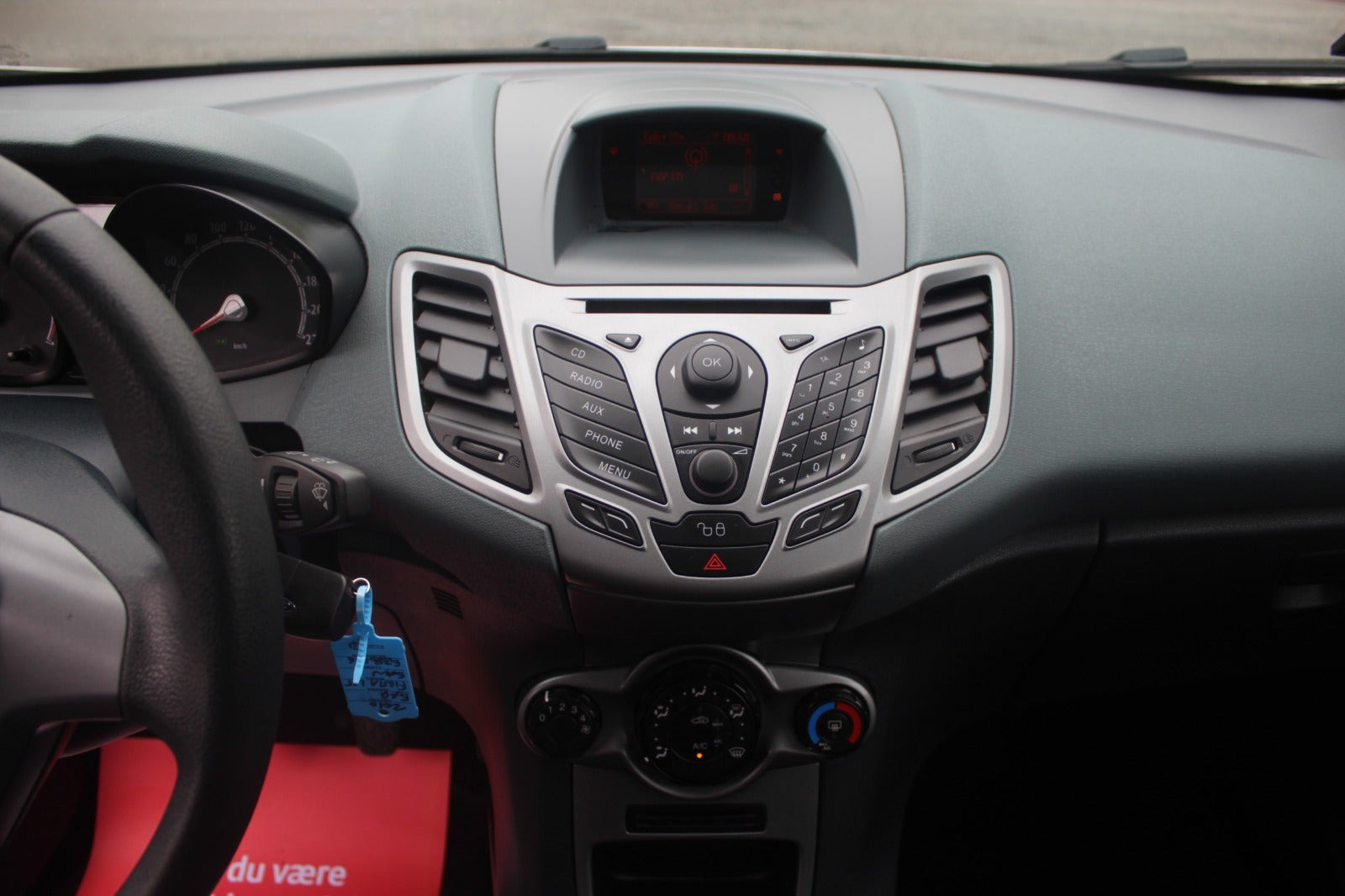 Sølv Ford Fiesta fra 2010