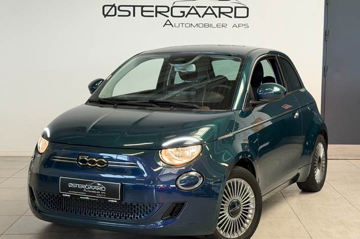 Grøn Fiat 500e fra 2023