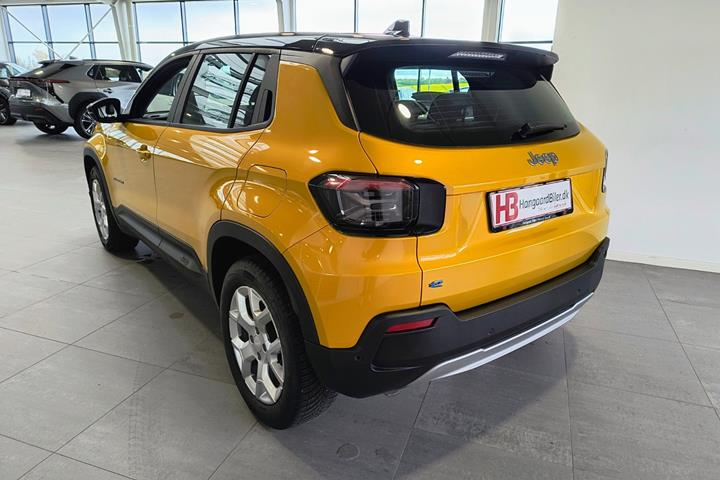Gul Jeep Avenger fra 2023