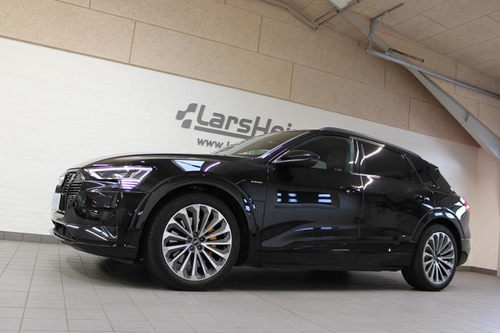Sort Audi e-tron fra 2022