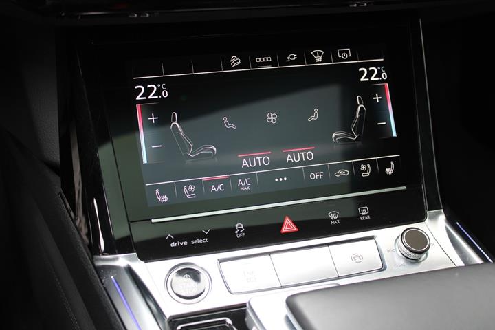 Sort Audi e-tron fra 2022