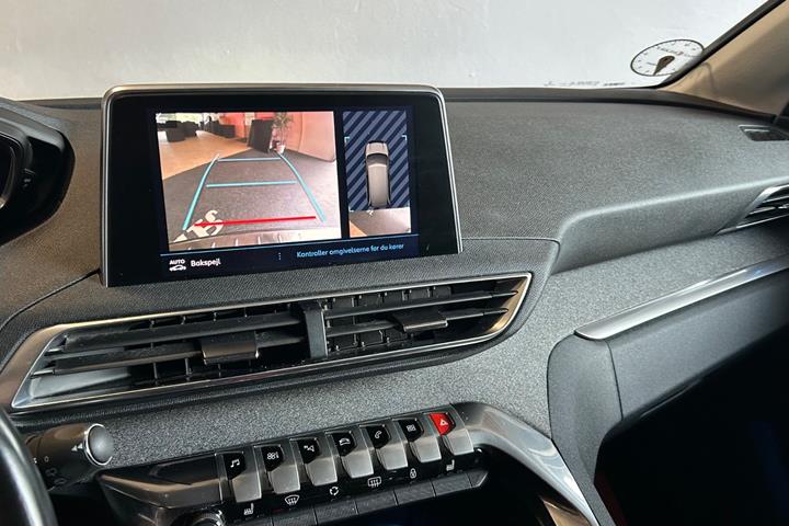 Sort Peugeot 5008 fra 2018