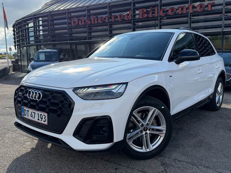 Audi Q5 40 TDi S-line Midnight Edition quattro S-tr.
