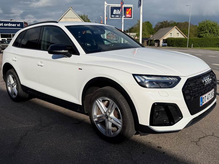 Audi Q5 40 TDi S-line Midnight Edition quattro S-tr.