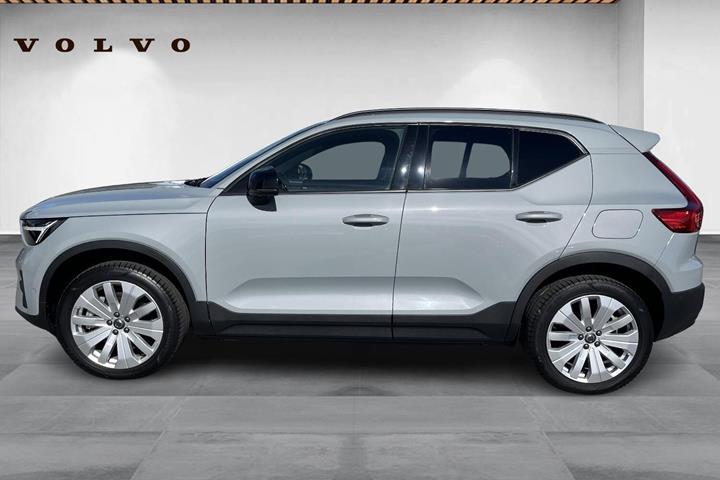 Grå Volvo EX40 fra 2024