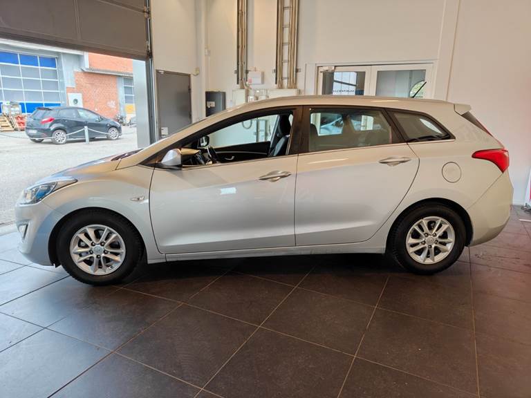 Hyundai i30 1,6 GDi Premium CW