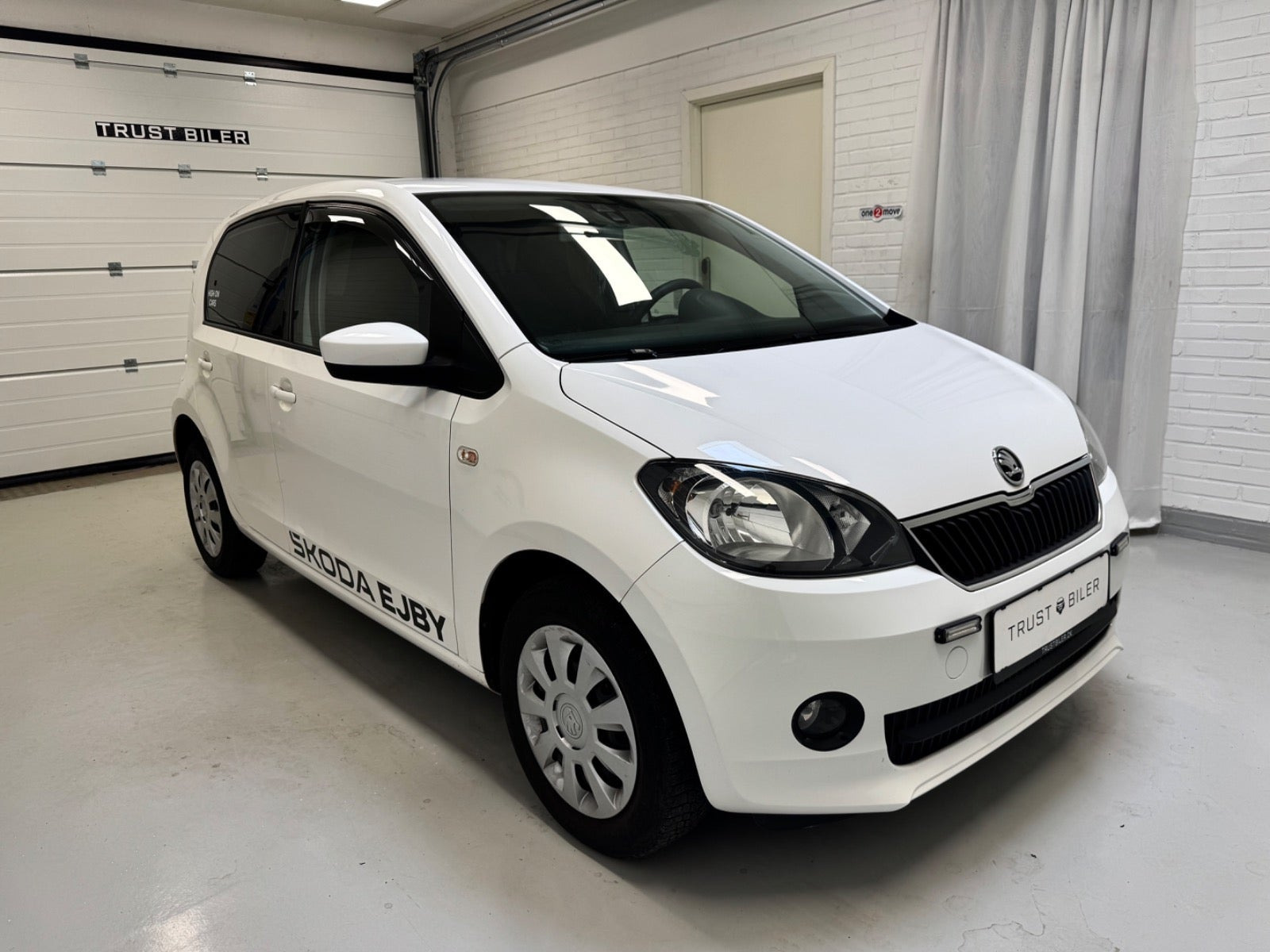 Hvid Skoda Citigo fra 2016