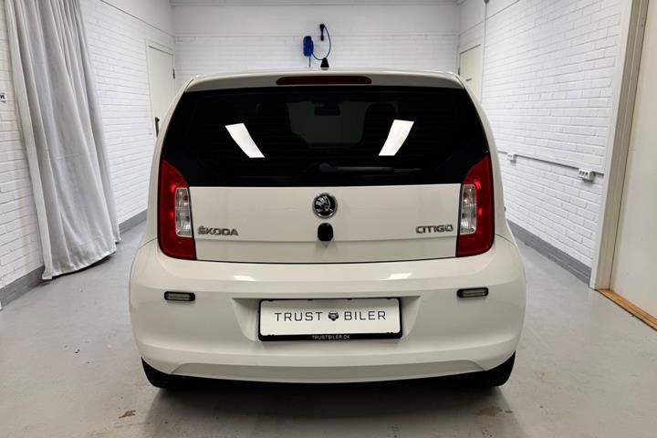 Hvid Skoda Citigo fra 2016