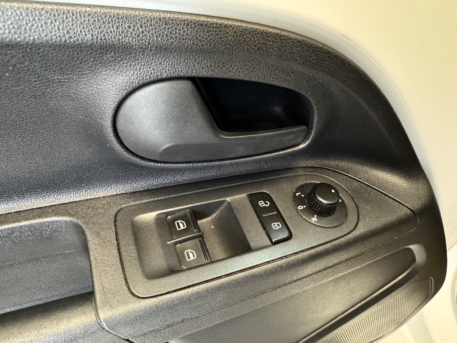 Hvid Skoda Citigo fra 2016