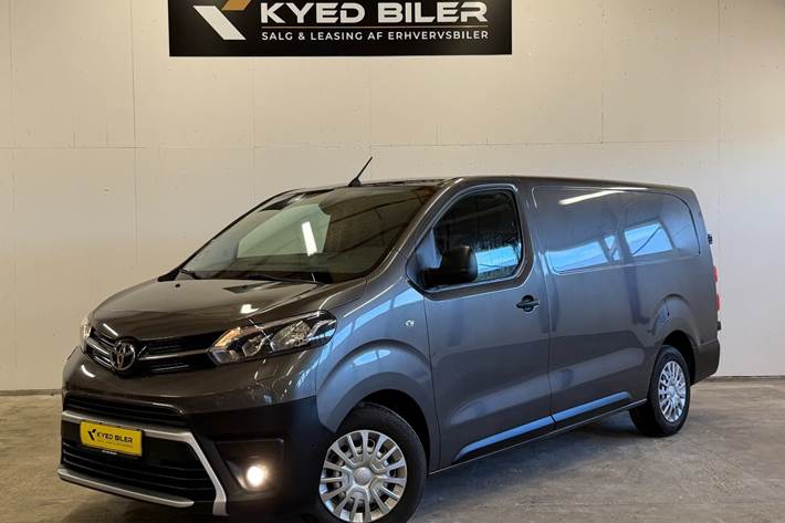 Grå Toyota ProAce fra 2021