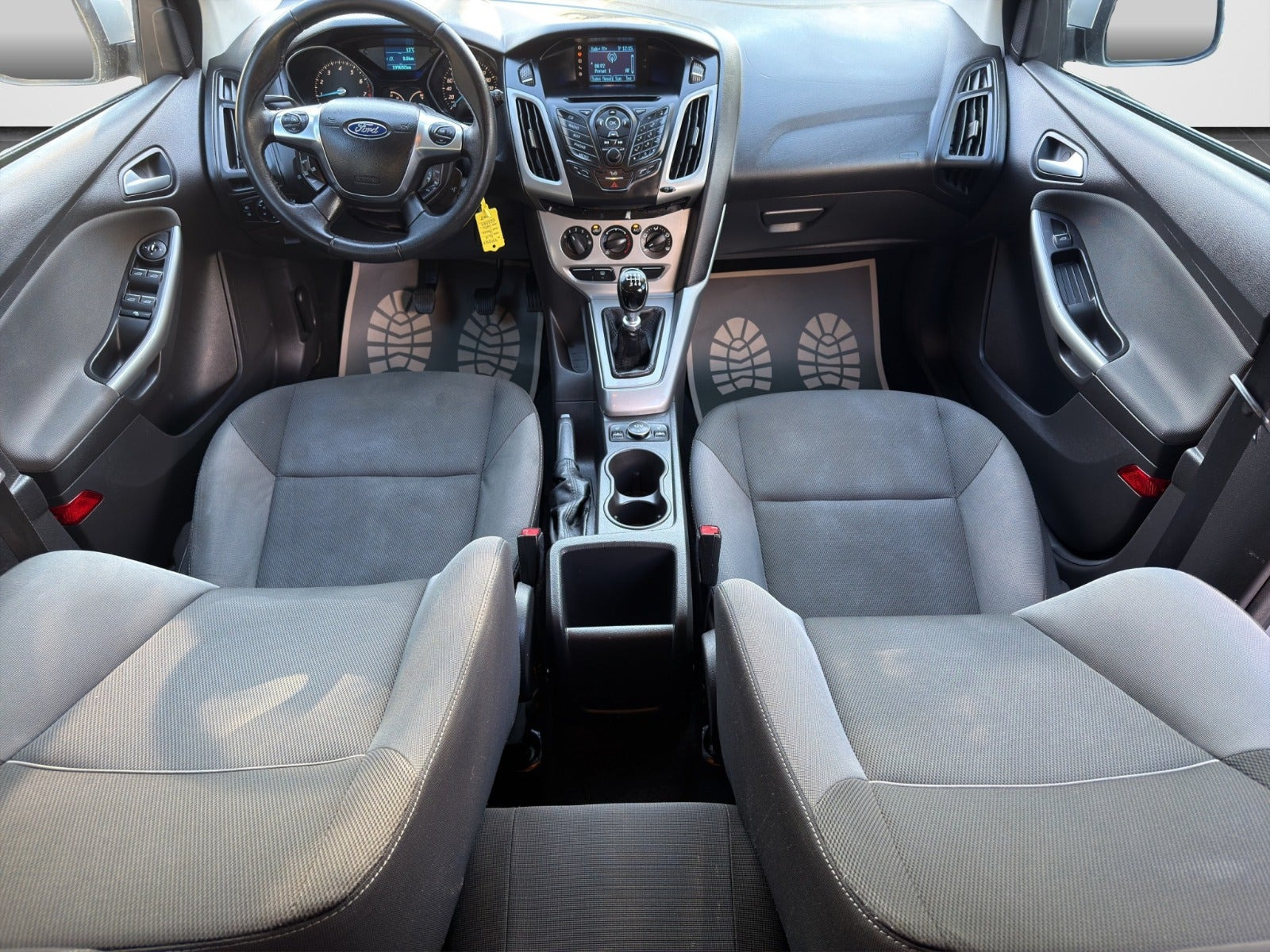 Sølv Ford Focus fra 2012