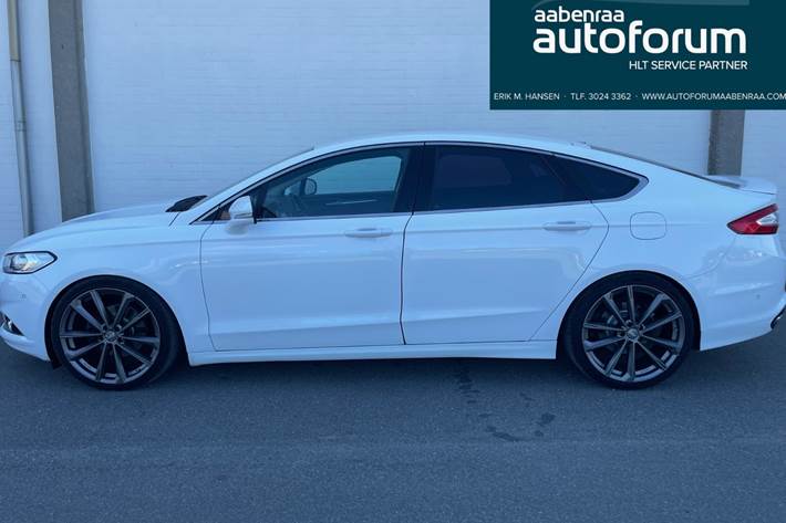 Hvid Ford Mondeo fra 2016