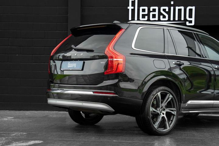 Sort Volvo XC90 fra 2022