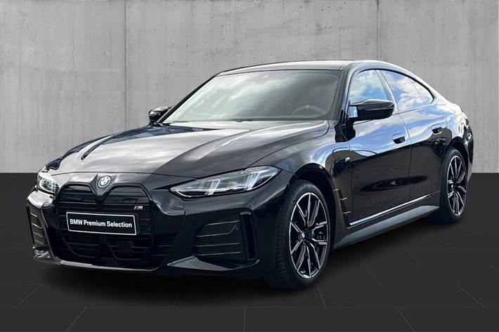 Sort BMW i4 fra 2025 set udefra