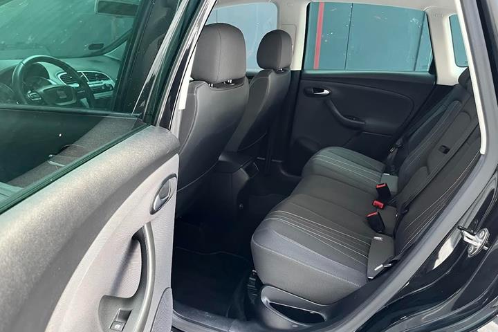 Sort Seat Altea XL fra 2013