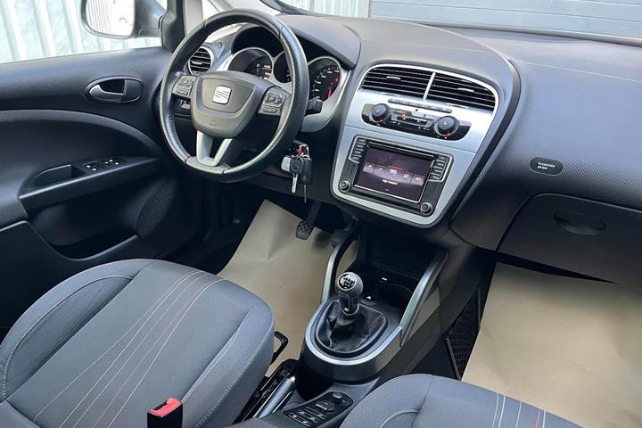 Sort Seat Altea XL fra 2013