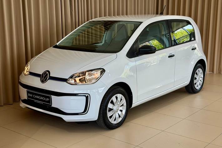 Hvid VW E-UP! fra 2022