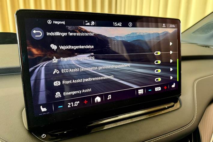 Grå Skoda Enyaq fra 2024