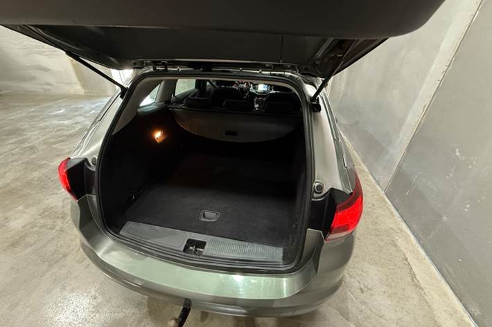 undefined Opel Astra fra 2017