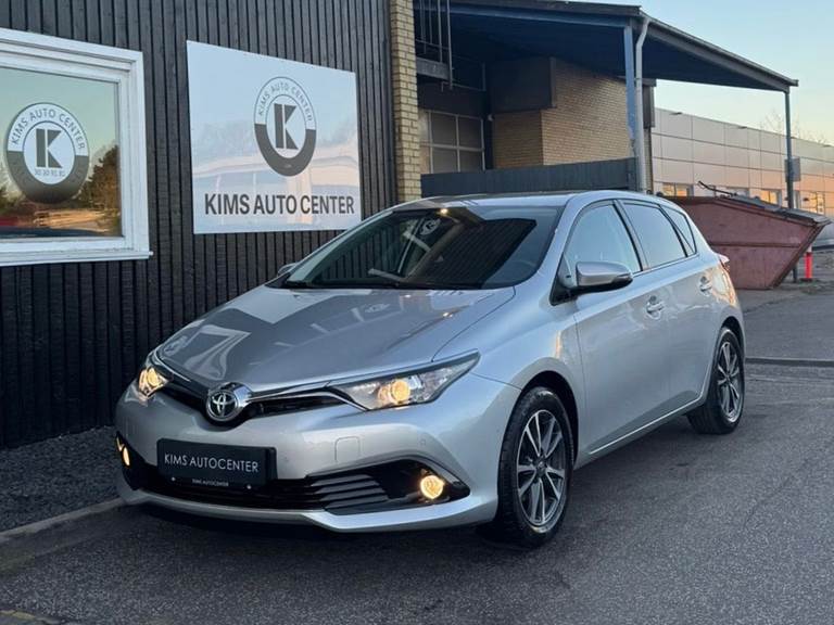 Toyota Auris 1,2 T T2 Comfort
