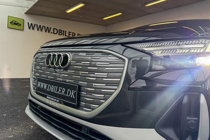 Sort Audi Q4 fra 2025