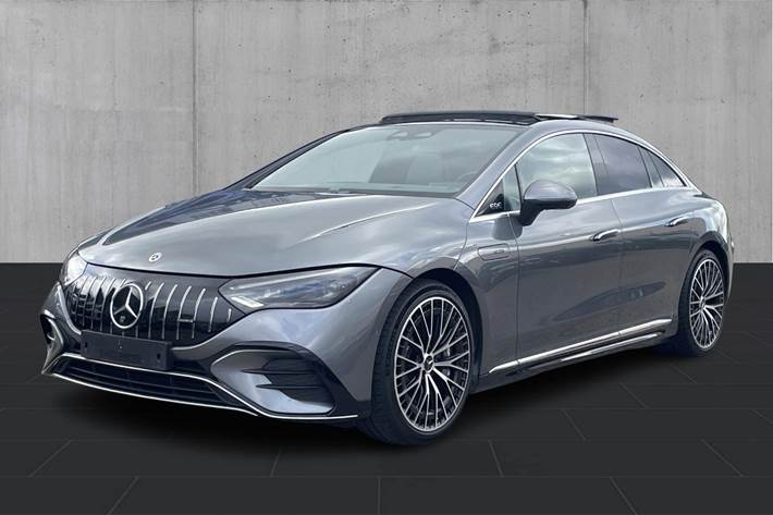 Grå Mercedes EQE43 fra 2023