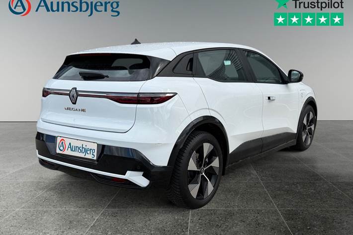 Hvid Renault Megane E-Tech fra 2022