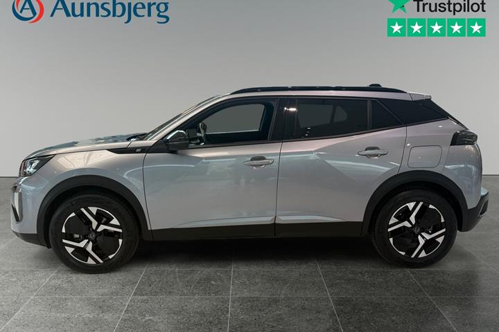 Sølv Peugeot e-2008 fra 2025