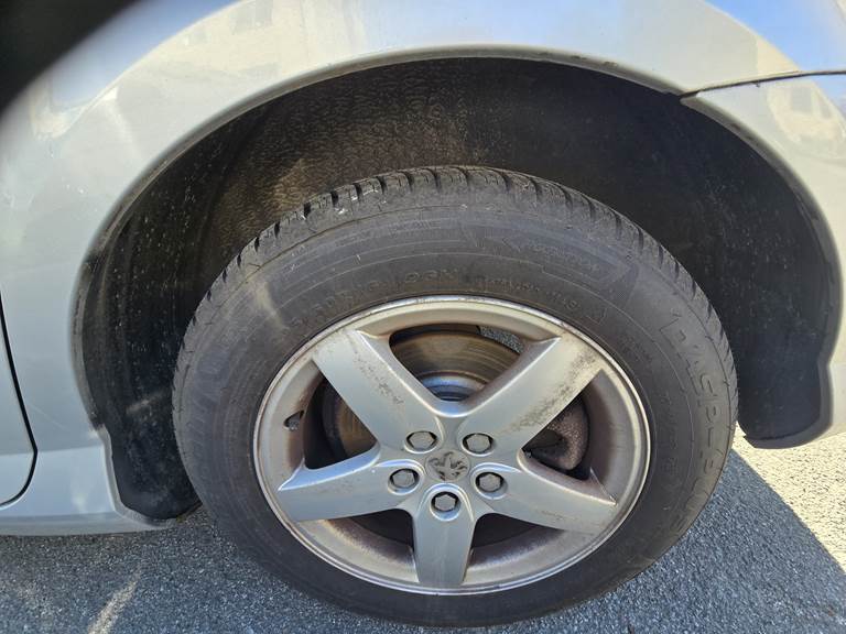 Peugeot 407 1,8 1,8 I 4D