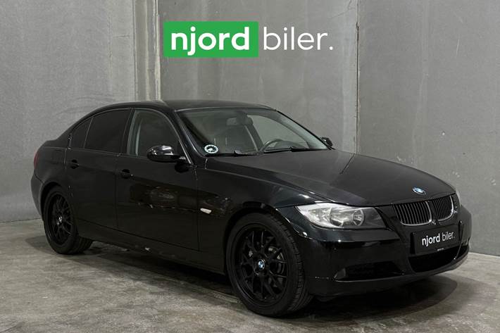 undefined BMW 330i fra 2006