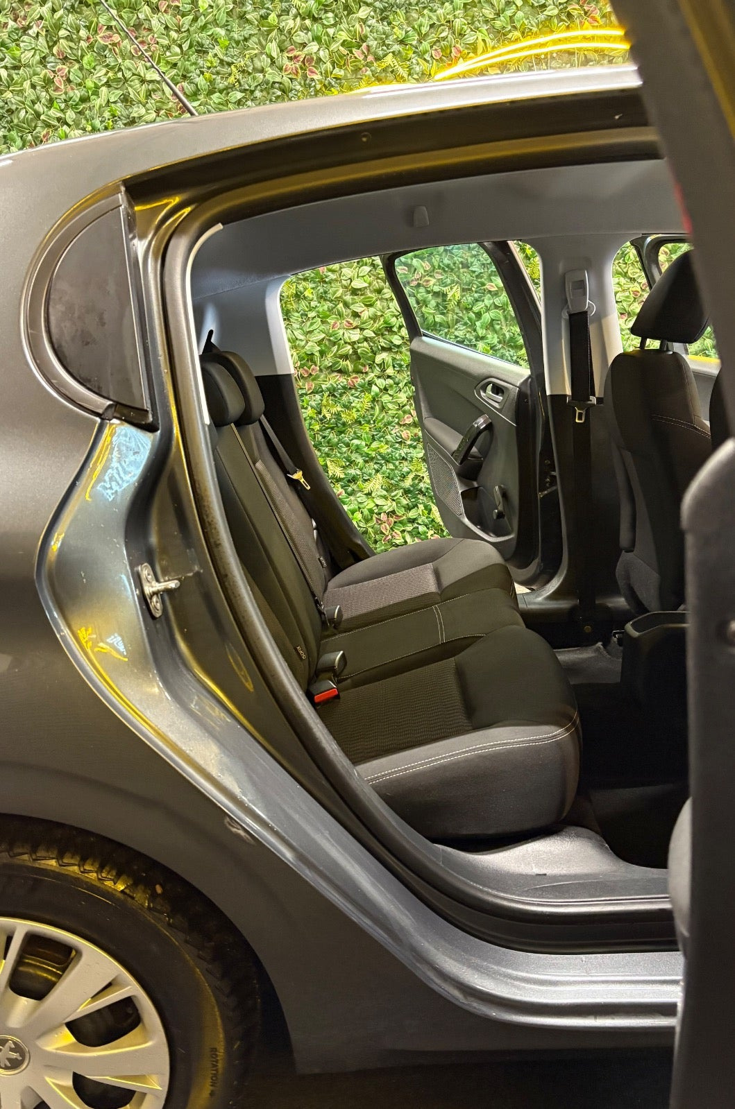 undefined Peugeot 208 fra 2015
