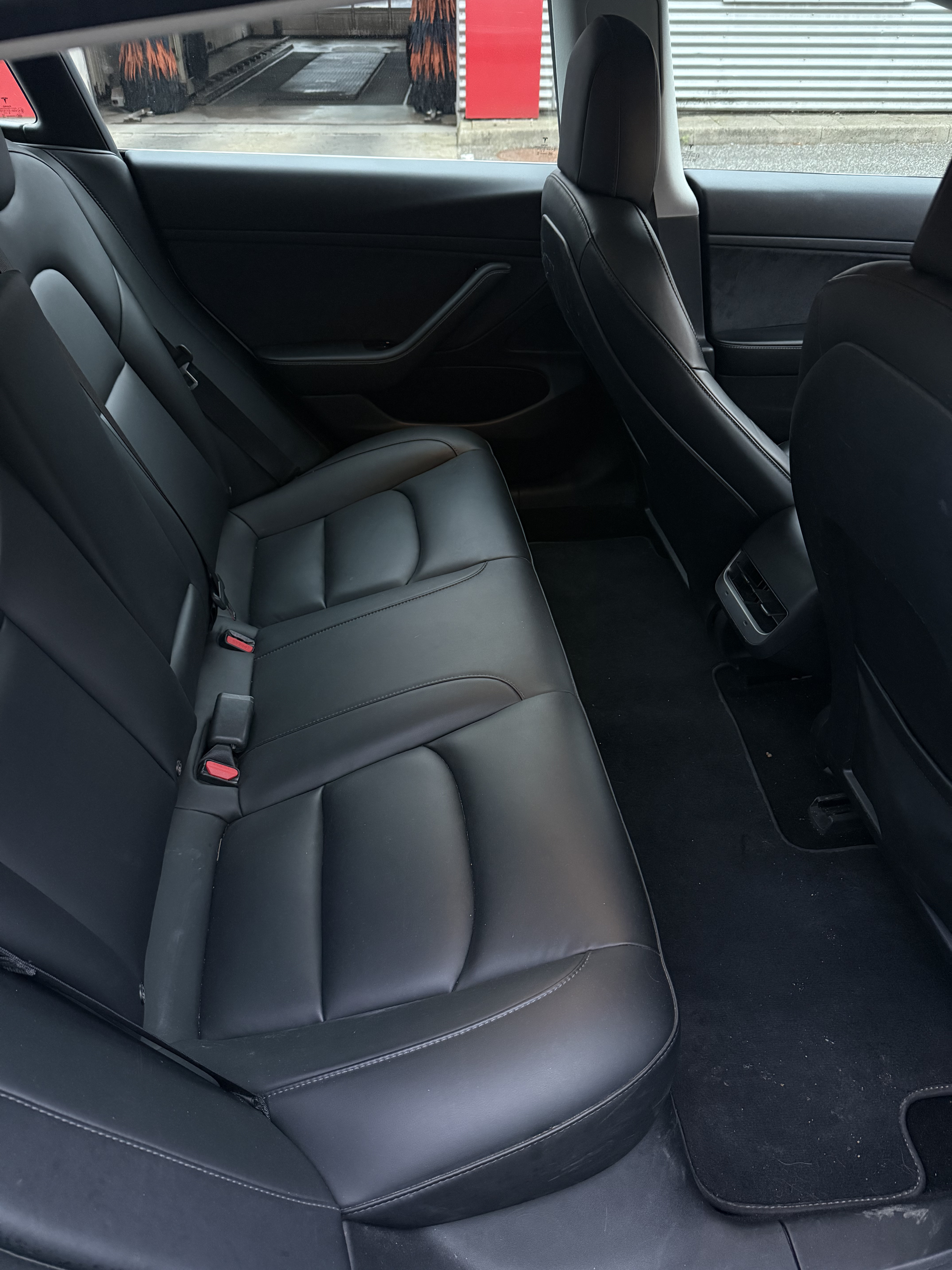 Hvid Tesla Model 3 fra 2020