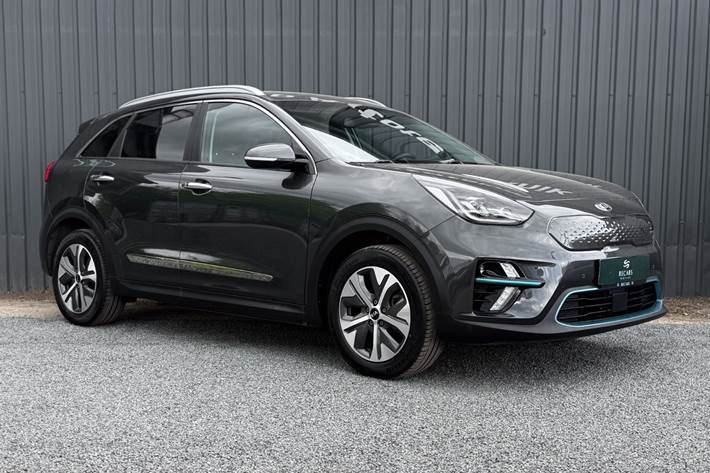 Grå Kia e-Niro fra 2021