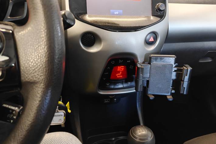 Gul Citroën C1 fra 2017