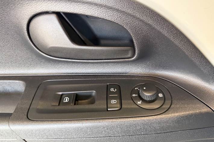 Hvid Skoda Citigo fra 2013