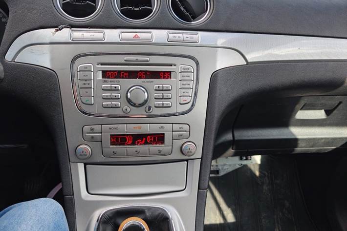 undefined Ford S-MAX fra 2009