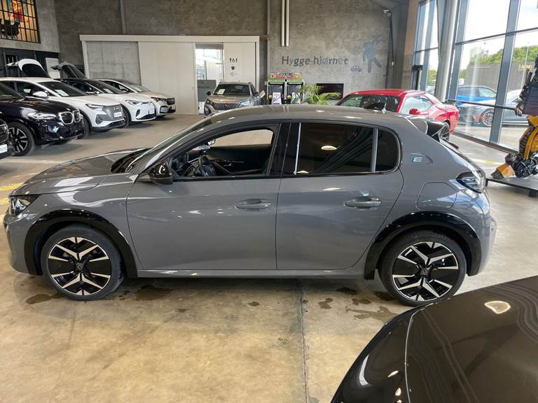 Peugeot e-208 54 GT