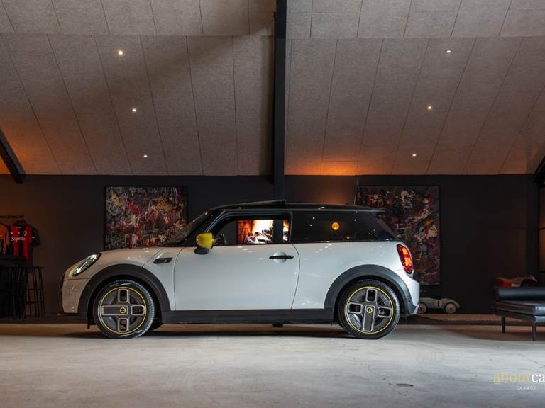 Mini Cooper SE Maximise