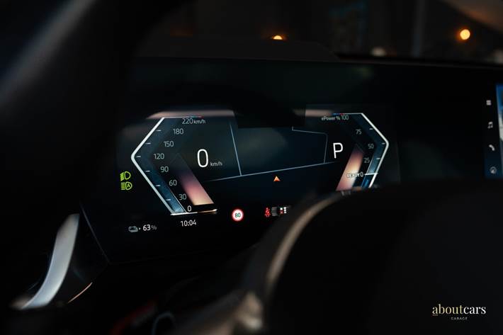 Hvid BMW iX1 fra 2023