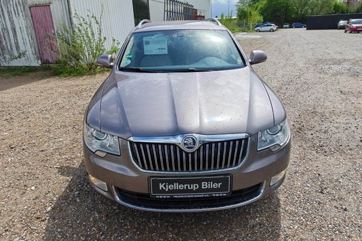 undefined Skoda Superb fra 2011