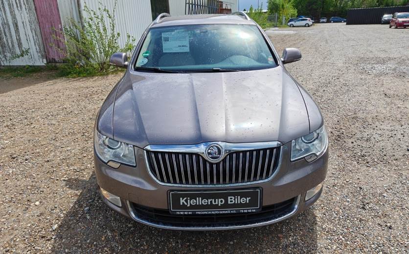 Skoda Superb 1,8 TSi 160 Elegance Combi