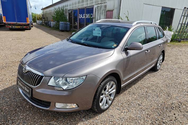 undefined Skoda Superb fra 2011