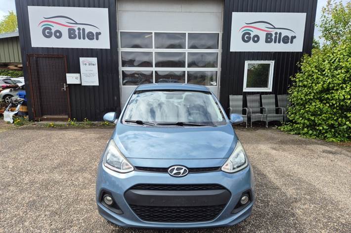 Grøn Hyundai i10 fra 2015